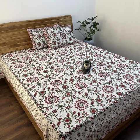 Jaal Bedsheet with 2 Pillow Covers - King Size