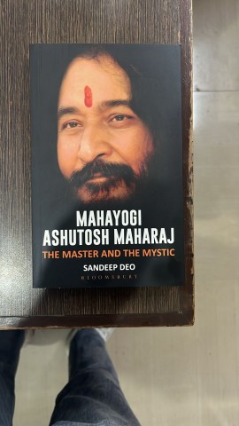 ASHUTOSH MAHARAJ : MAHAYOGI KA MAHARAHASYA